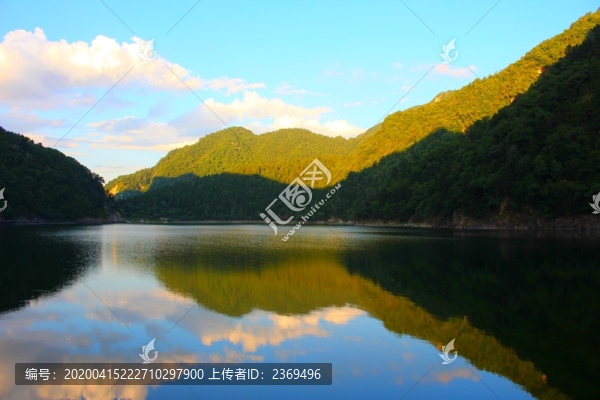 孟達(dá)天池