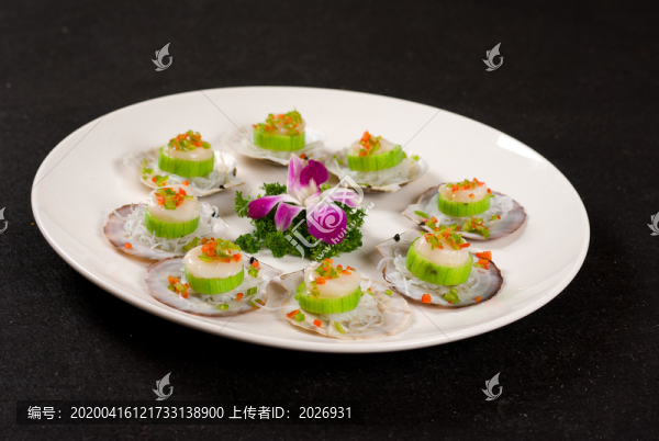 蒜茸絲瓜蒸元貝