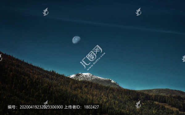 喀納斯月升