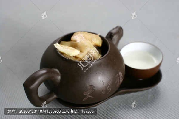 天麻黃芪燉老鴿