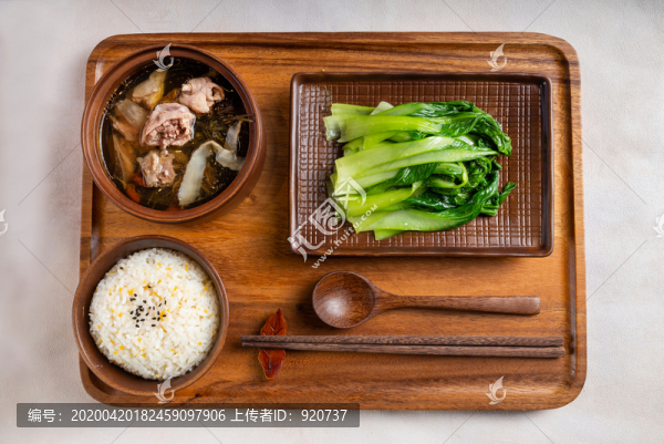 中式養(yǎng)生餐