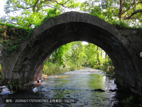 石拱橋