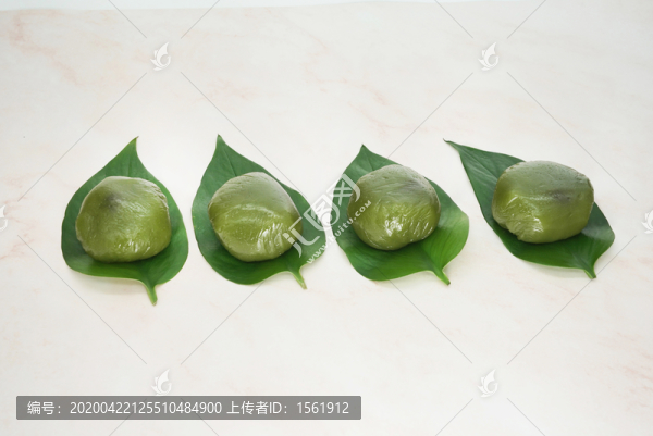 清明節(jié)青團