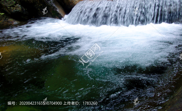 泉水