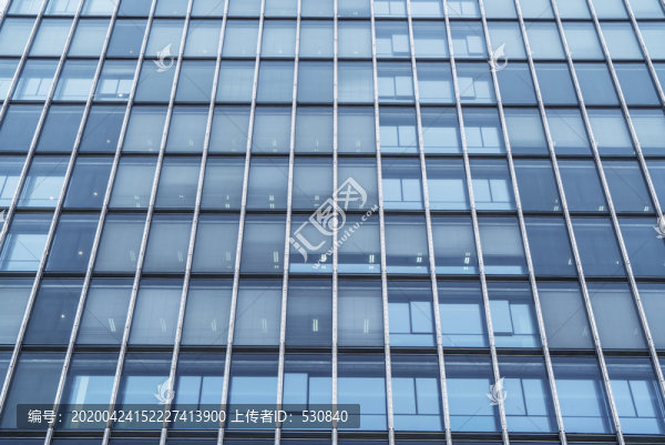 現(xiàn)代建筑辦公樓