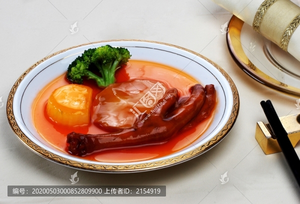 鮑汁花菇扣鵝掌