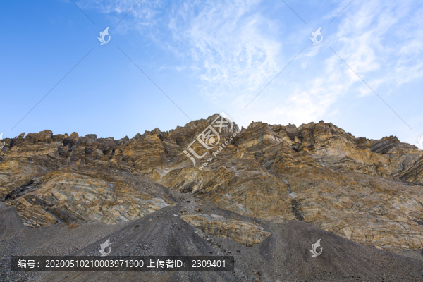 石山