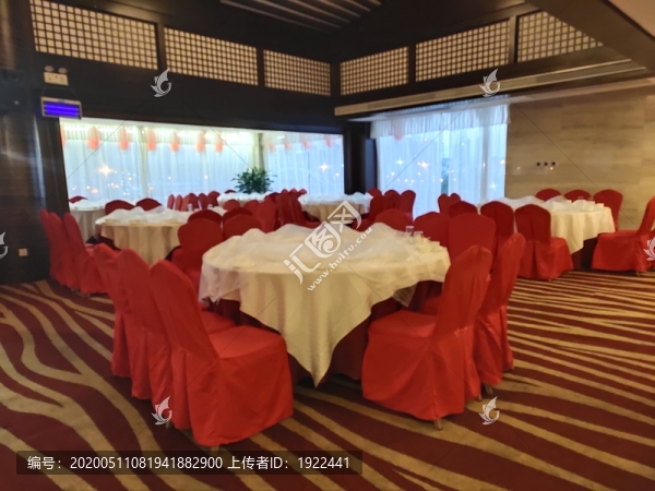 酒店餐桌