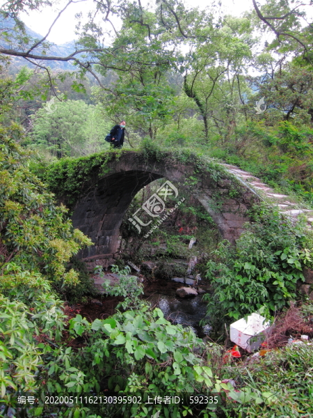 石拱橋