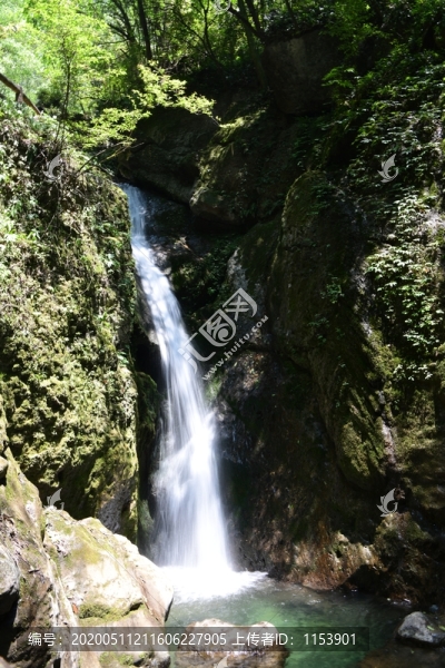 飛瀑