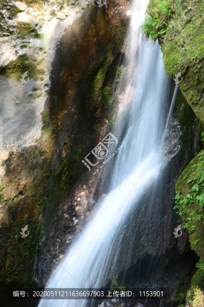 飛瀑