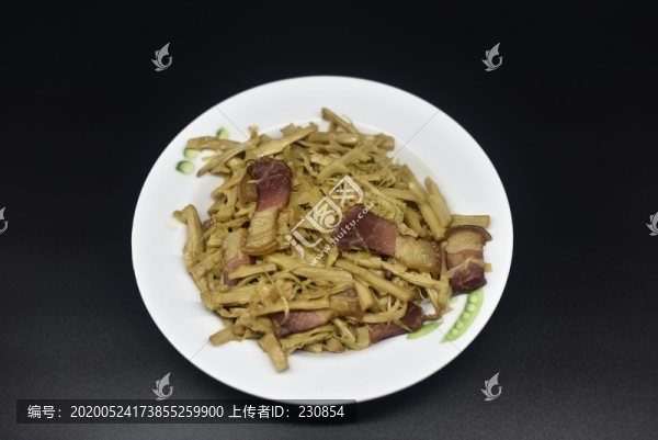 竹筍炒咸肉