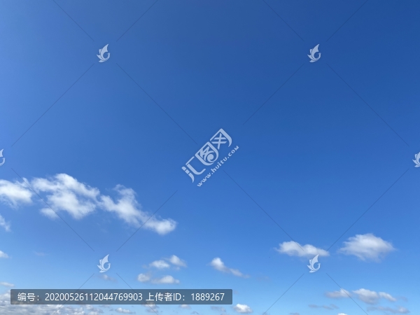 藍(lán)天白云