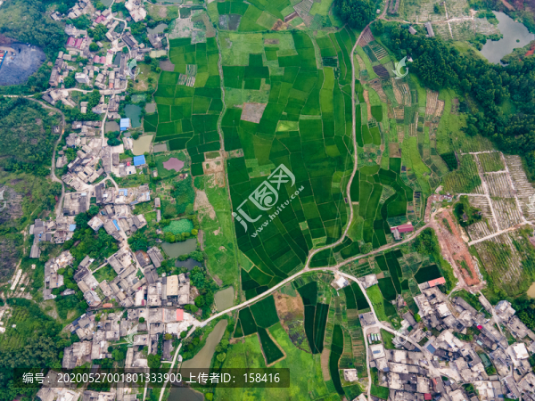 航拍廣西南方農(nóng)村田園風(fēng)光