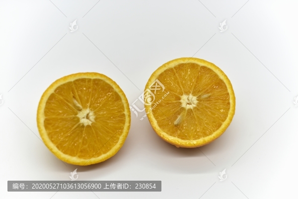 切開的橙子