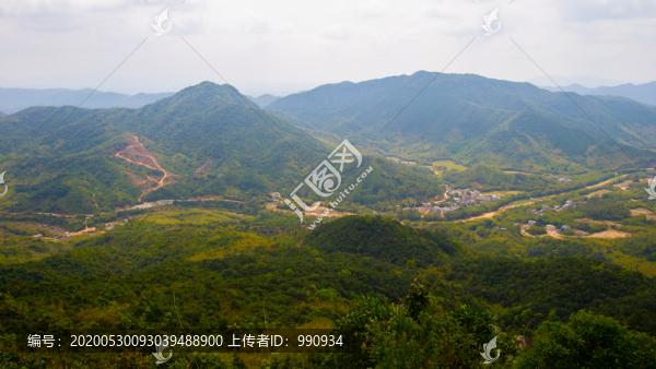 山脈
