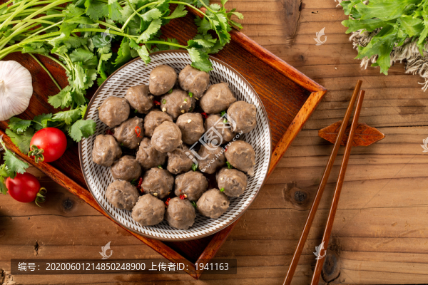 牛肉丸子