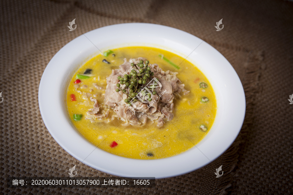 酸湯肥牛