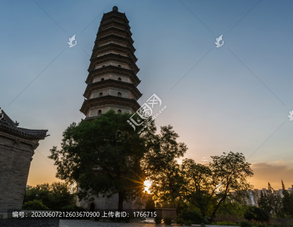 中國山西太原市雙塔寺景區(qū)風(fēng)光