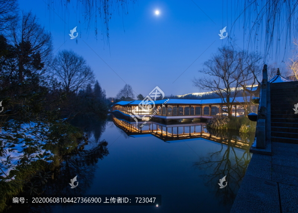 三臺(tái)云水夜雪