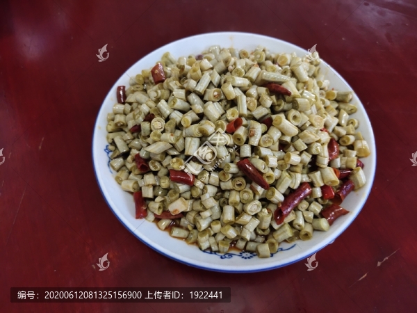 一盤酸豆角