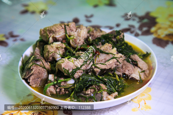 柳蒿芽燉排骨東北純天然野生