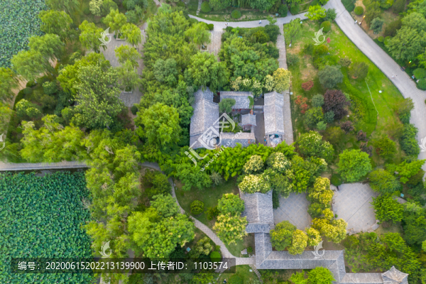 濟(jì)南大明湖13