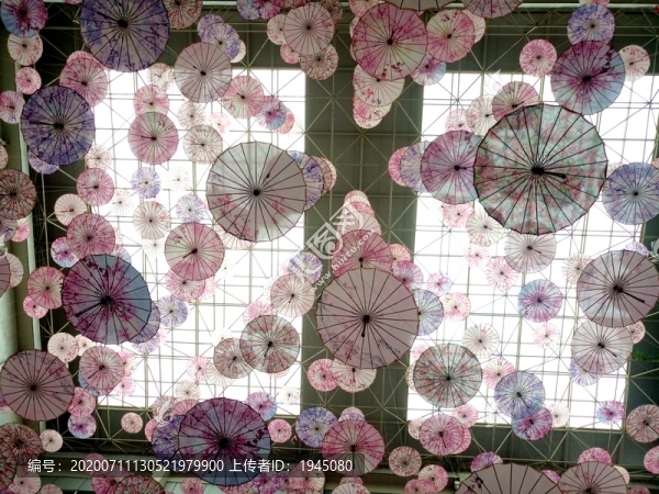 花傘吊頂