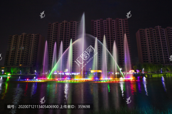 噴泉夜景