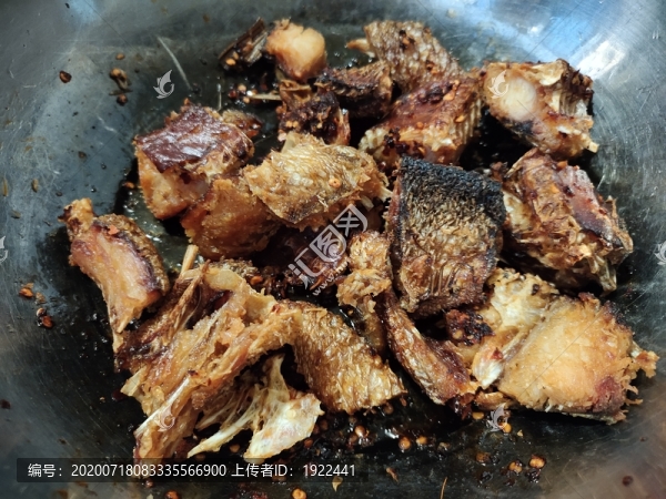 麻辣魚塊特寫