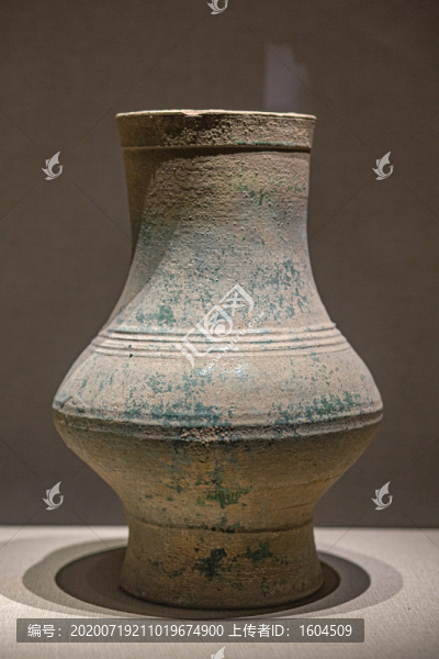 綠釉陶壺