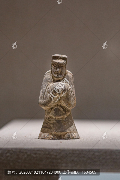 陶聆聽俑