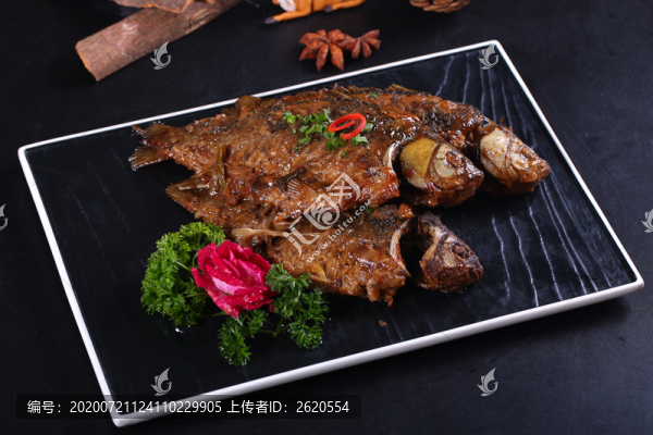 蔥香鯽魚