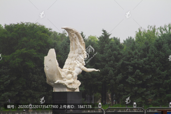凈月女神