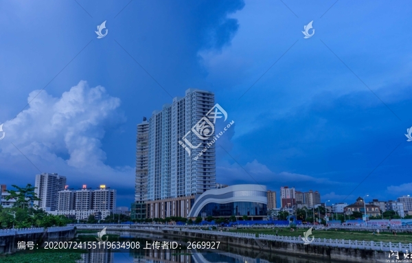合浦西門江畔景色