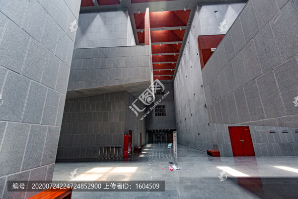 商丘博物館內(nèi)景