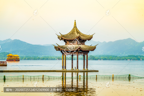 湖景