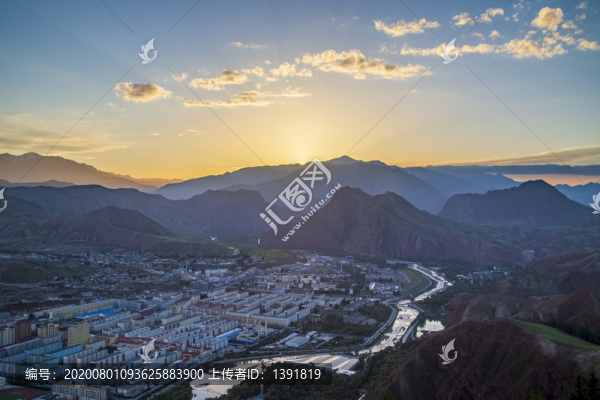 祁連卓爾山風(fēng)景區(qū)