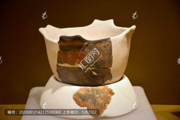 陶釜陶支座組合