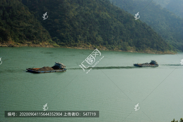 山水船