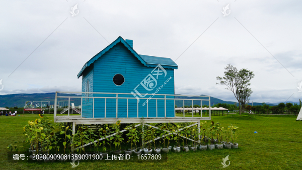 云南大理洱海藍色木屋