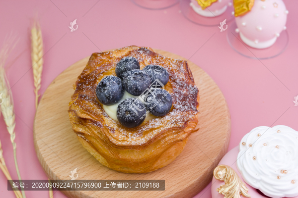 藍(lán)莓蛋糕