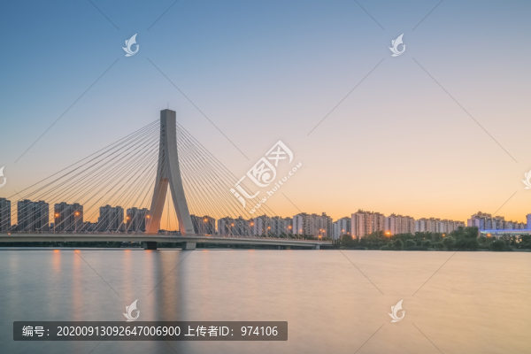 中國蘇州張家港沙洲湖大橋風光