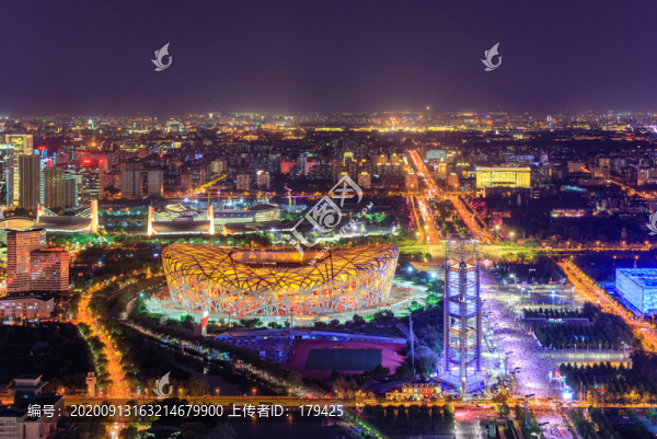 奧林匹克塔俯瞰奧森公園夜景