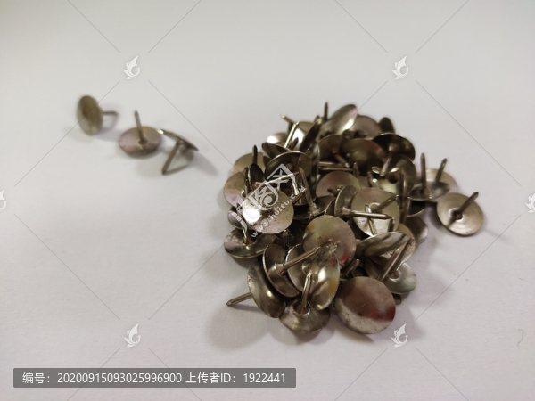 圖釘特寫