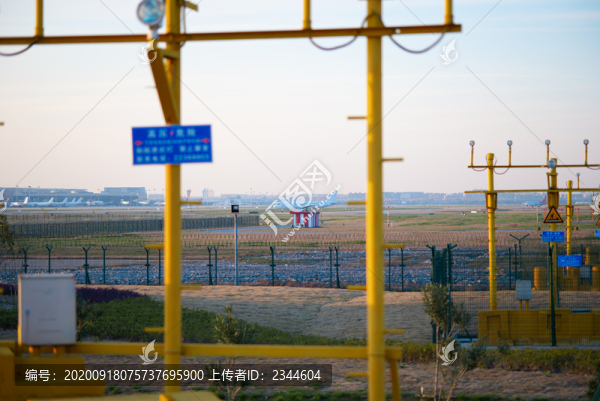 機(jī)場降落指引進(jìn)近燈光系統(tǒng)