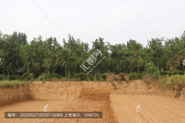 土崗農(nóng)田