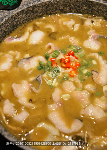 酸湯魚(yú)