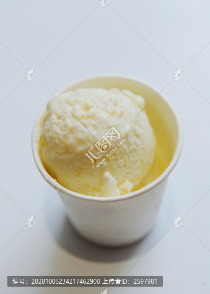 美味雪糕球