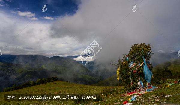 雪山經(jīng)幡